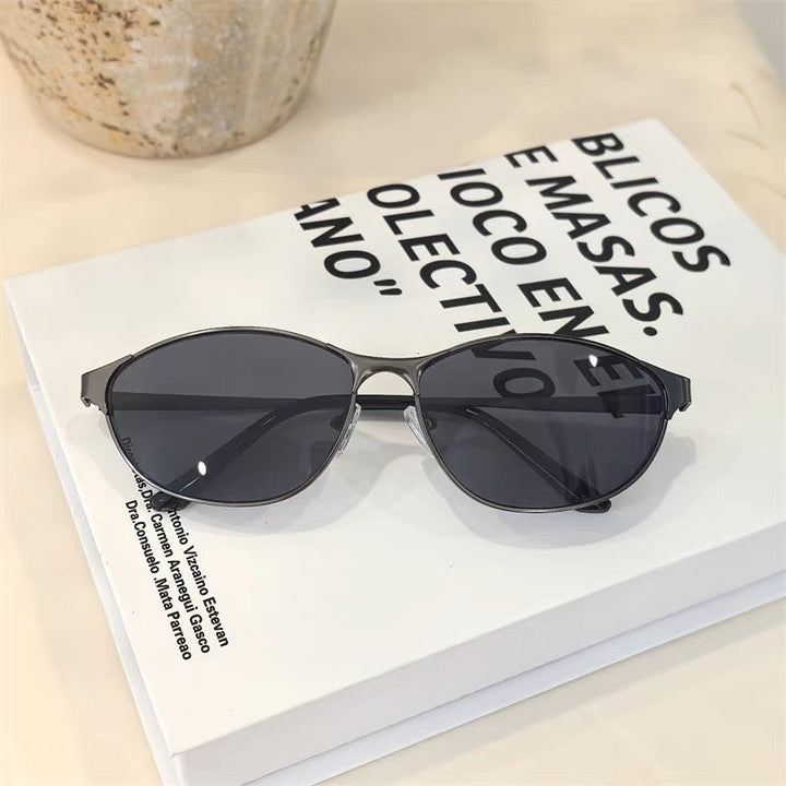 Fashionable Metal Sunglasses in Modern Design Kalsten