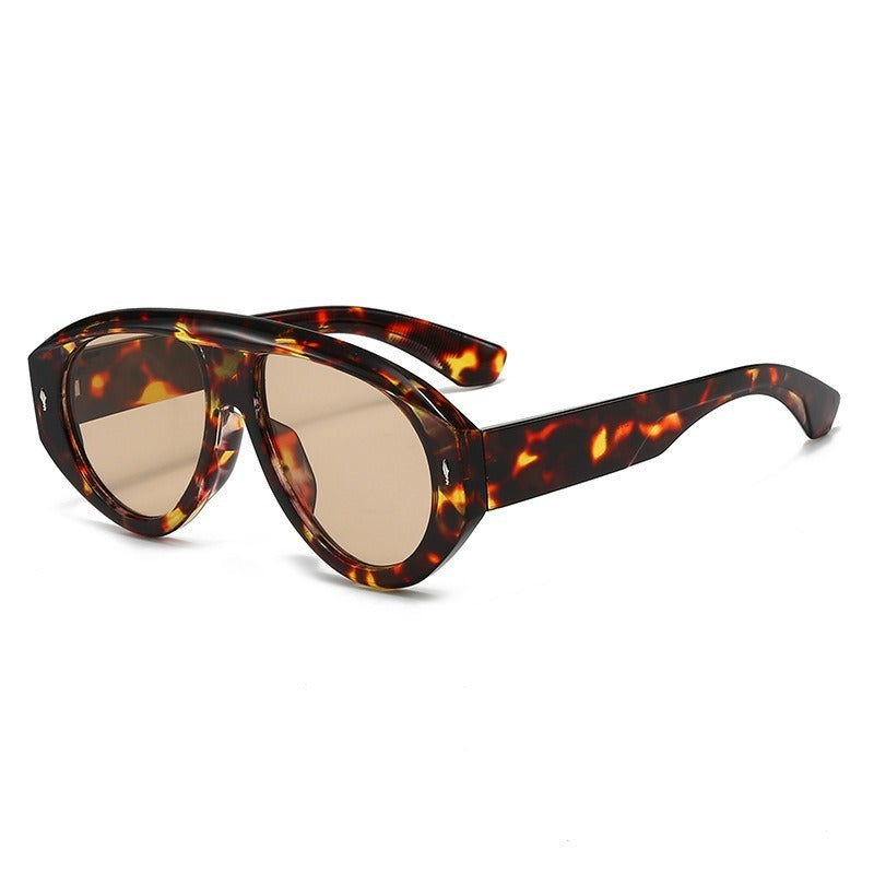 Women's modern fashion sunglasses in futuristic design Kalsten