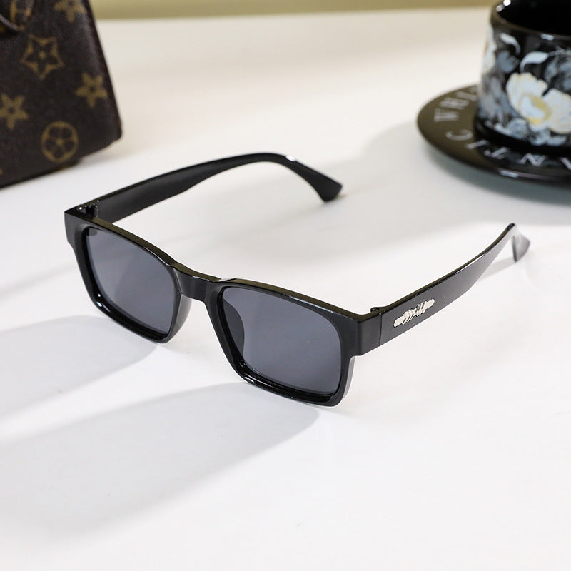 Women's fashionable reading glasses with elegant design Kalsten