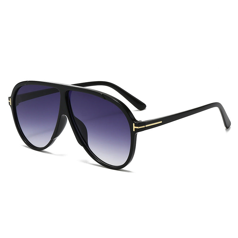 Women's large sunglasses with modern design and protective lenses Kalsten