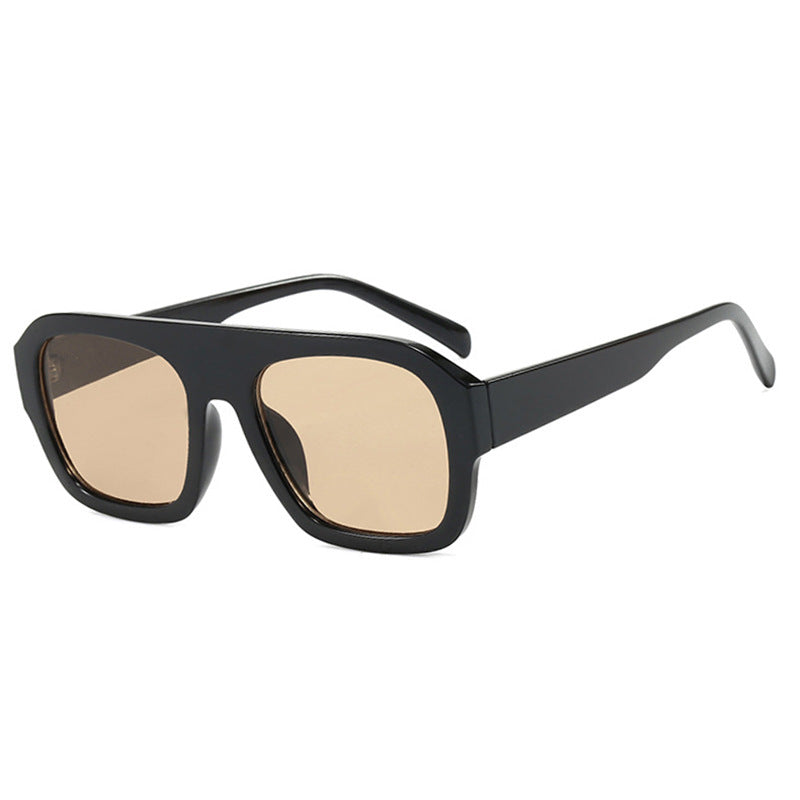 Women's fashionable sunglasses with a sturdy frame and wide lenses Kalsten