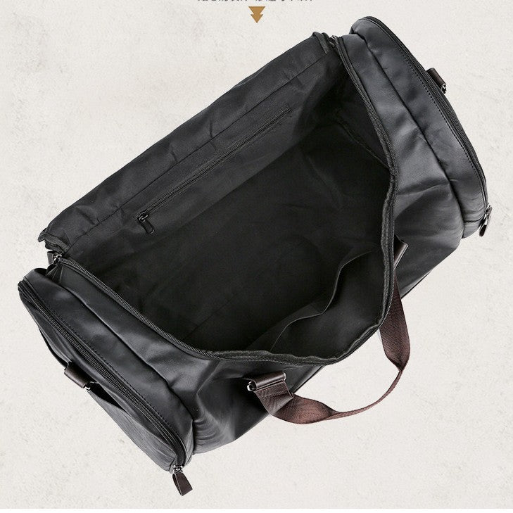 High-quality travel bag with durable synthetic leather Kalsten