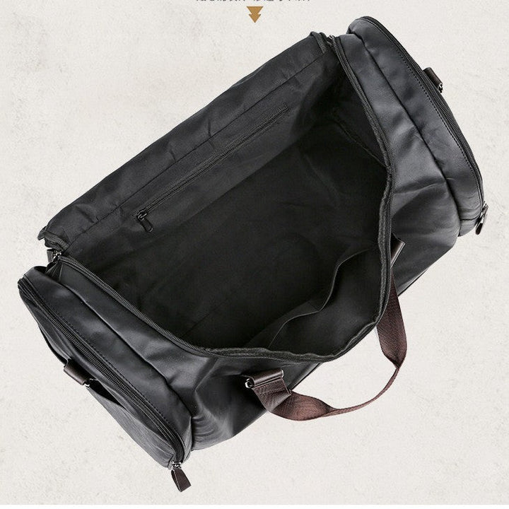 High-quality travel bag with durable synthetic leather Kalsten