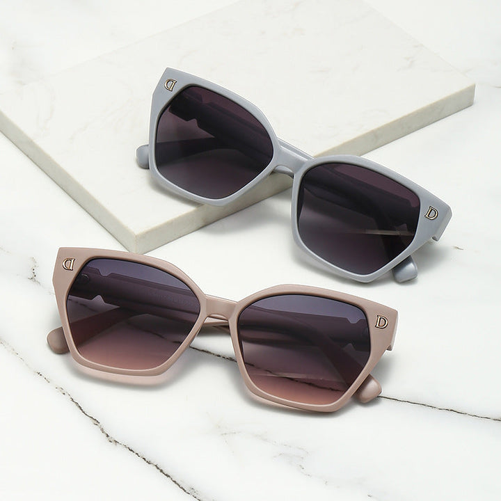 Women Designer Sunglasses in stylish Cat-Eye design with luxurious frame Kalsten