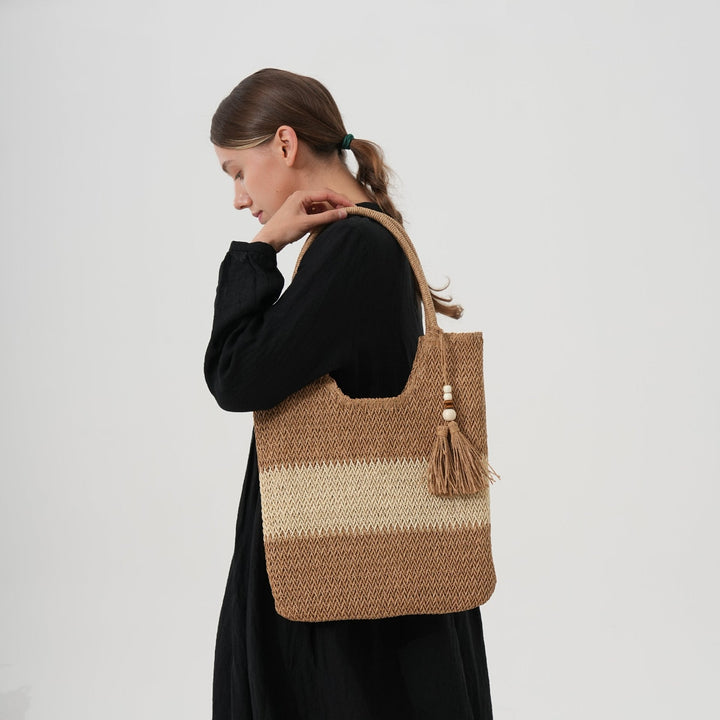 Exclusive and Handmade Beach Bag with Fringes Kalsten