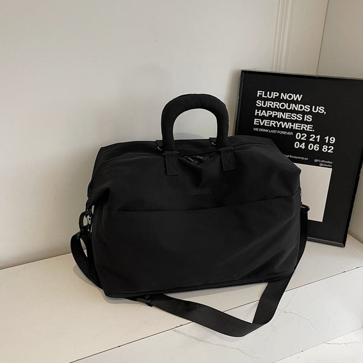 Robust Travel Bag with Practical Compartments Kalsten