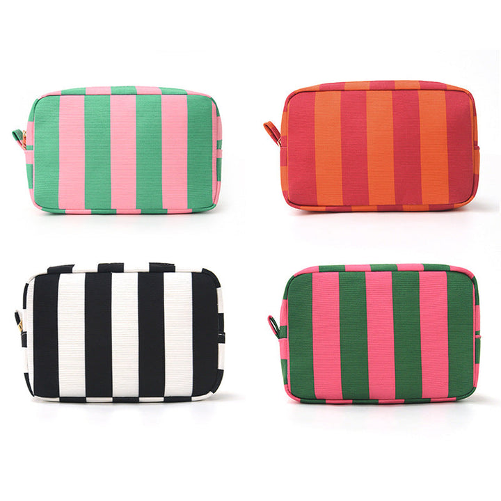 Cosmetic storage bag with practical storage space Kalsten