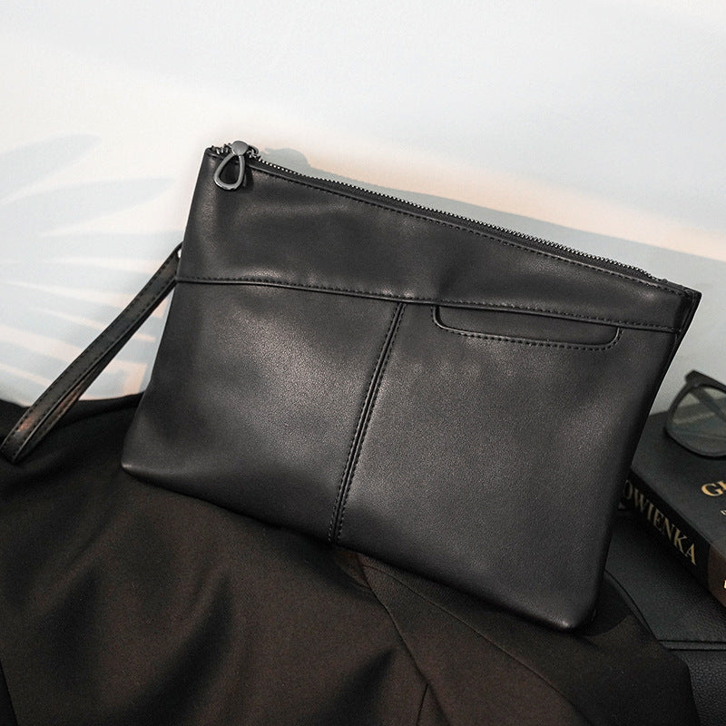 Elegant Leather Clutch Kalsten