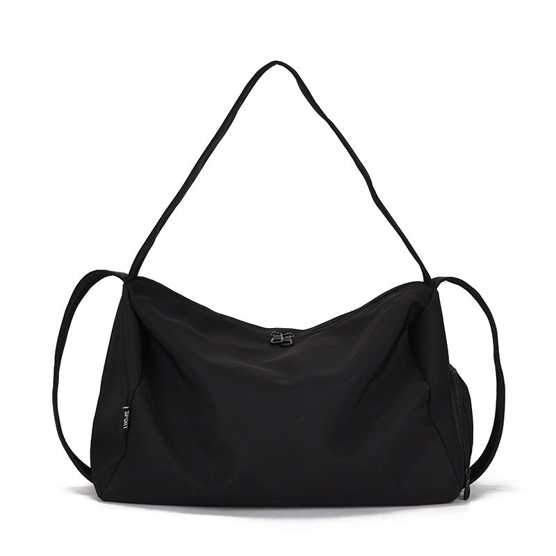Everyday bag with spacious interior and detachable shoulder strap Kalsten