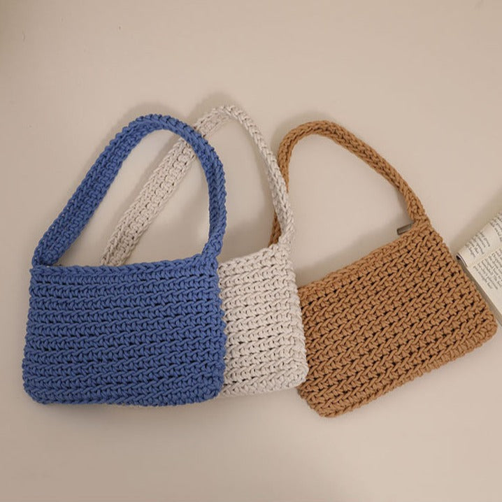 Handmade straw crossbody bag with structured design Kalsten