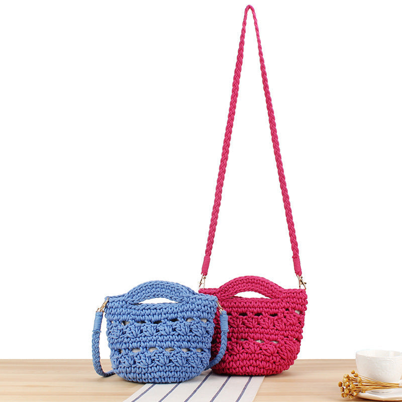 Playful macrame shoulder bag with braided handle Kalsten