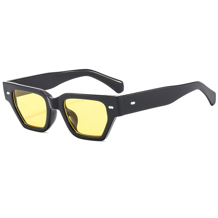 Women’s sunglasses in modern, geometric design with glare-free lenses Kalsten