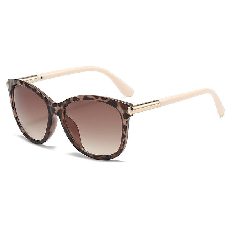 Women Elegant Oversized Sunglasses with Stylish Frame Kalsten