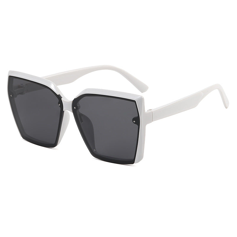 Women's Oversized Sunglasses with Modern Tortoiseshell Design Kalsten