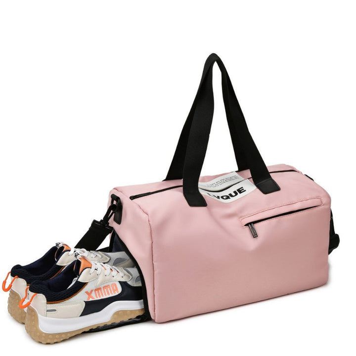 Stylish travel bag with versatile carrying options Kalsten