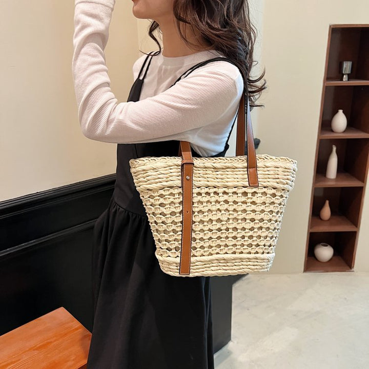 Basket bag with elegant leather handle Kalsten