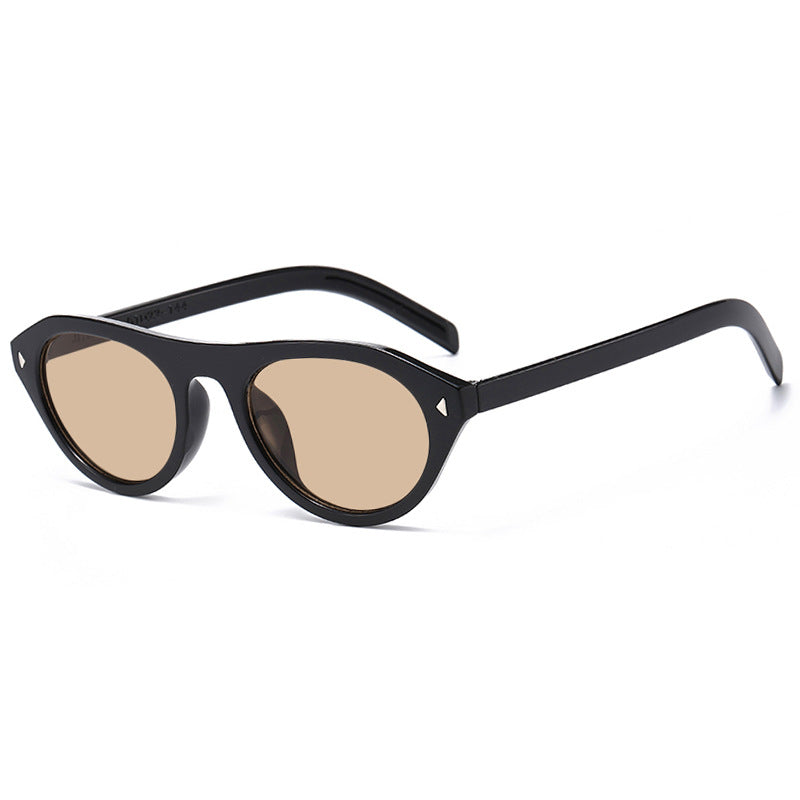Women's fashionable sunglasses with curved frame and protective UV filter Kalsten
