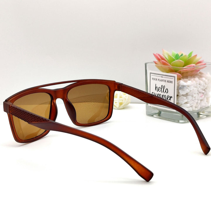 Men's trendy sunglasses with ergonomic frame and polarized lenses Kalsten