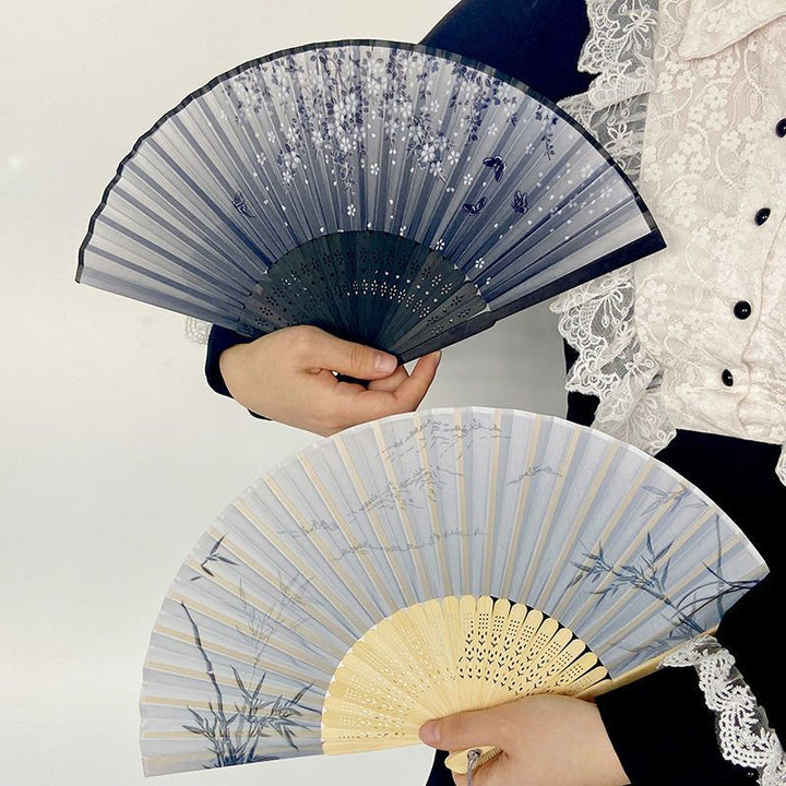Handcrafted fan with elegant design Kalsten