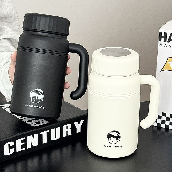 Women’s insulated carafe with ergonomic carrying handle and innovative closure system Kalsten