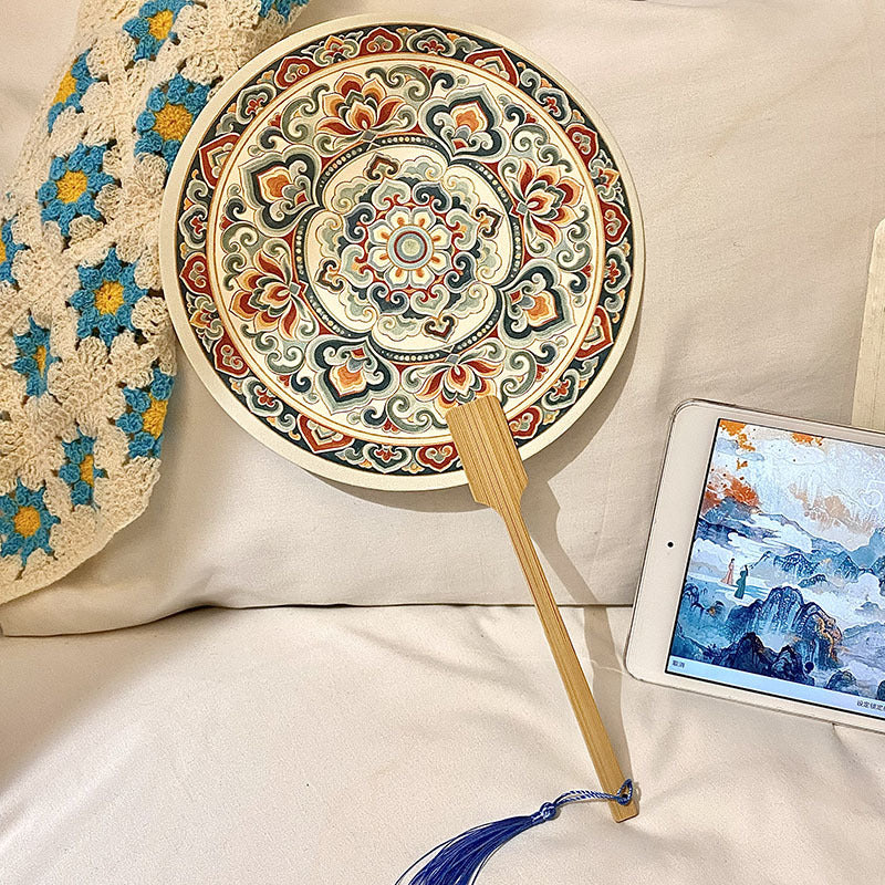 Handmade fan with artistic motif Kalsten