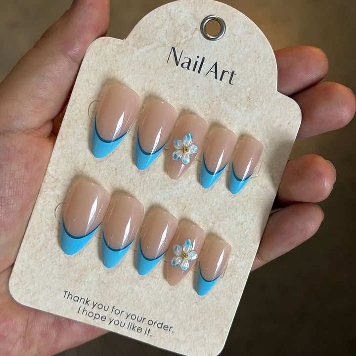 Artistic Press-On Nail Kit with Floral Accents Kalsten