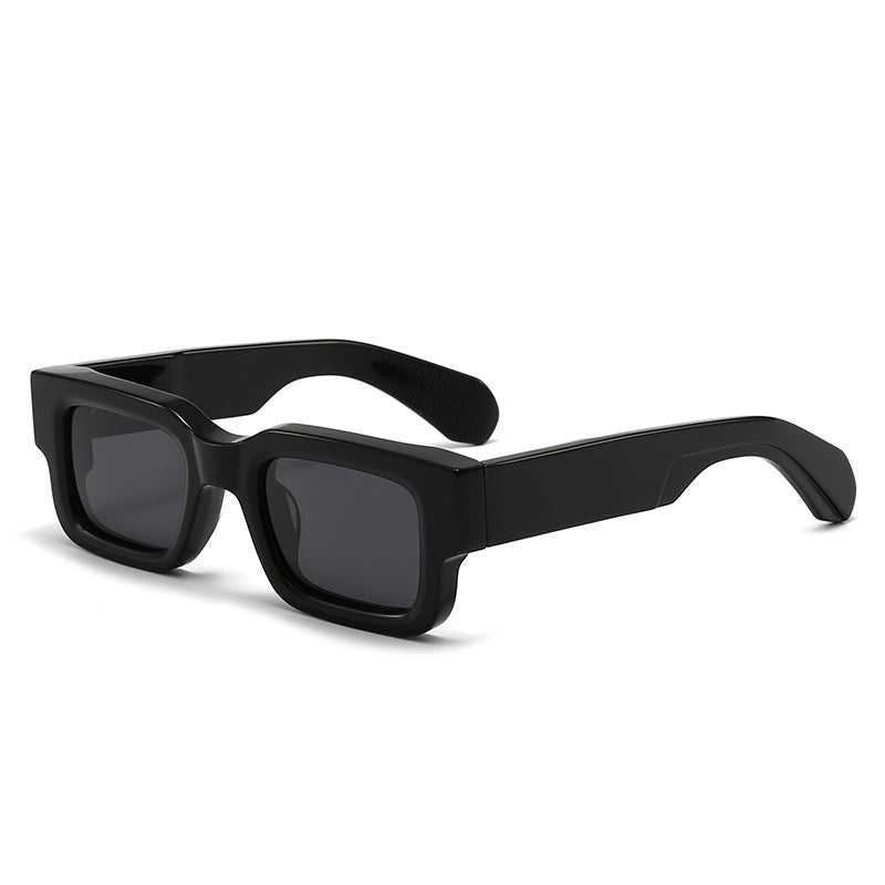 Ladies fashionable sunglasses in stylish block frame design Kalsten