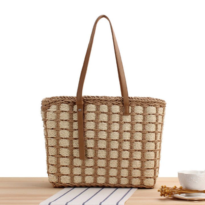 Elegant Straw Bag with Chic Design Kalsten