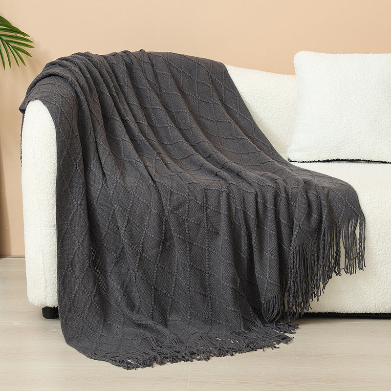 Women Elegant and stylish living and cuddly blanket with fringes Kalsten