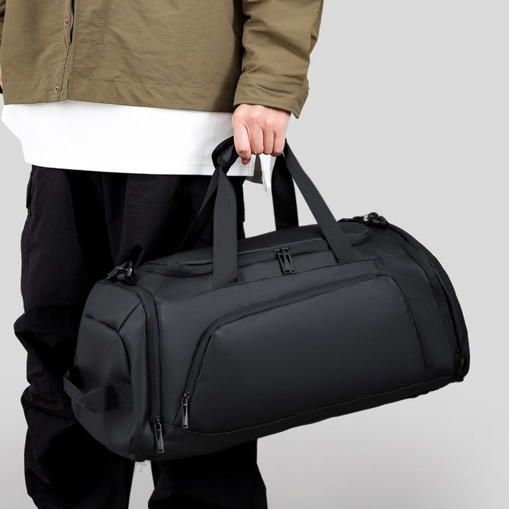 Practical sports and travel bag with organized storage space Kalsten