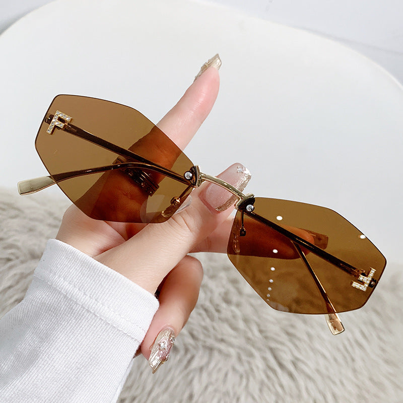 Women's designer sunglasses with innovative hexagonal frame Kalsten
