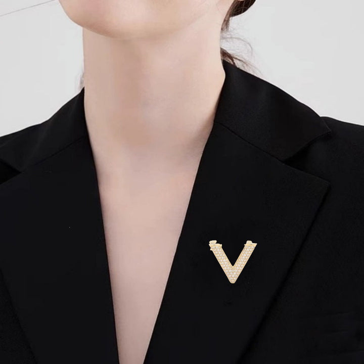 Elegant V-Shaped Brooch with Sparkling Crystals Kalsten