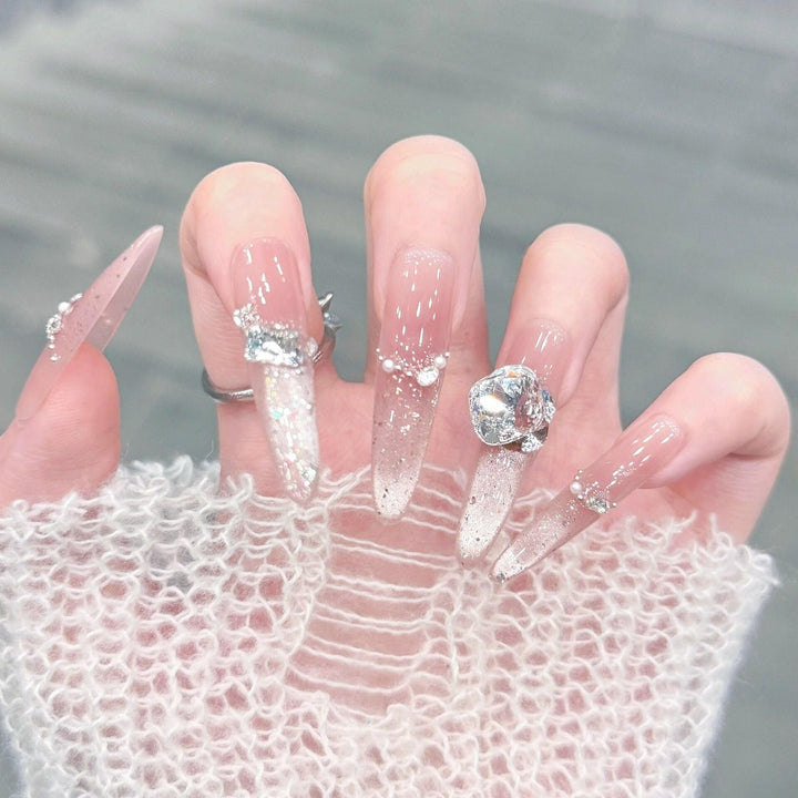 Artificial nails with glitter and crystal embellishments Kalsten
