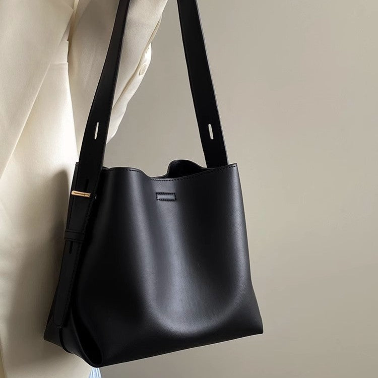 Modern shoulder bag Kalsten