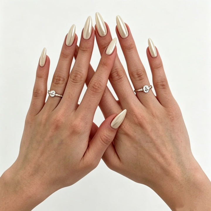 Trendy and Shiny Artificial Nails Kalsten