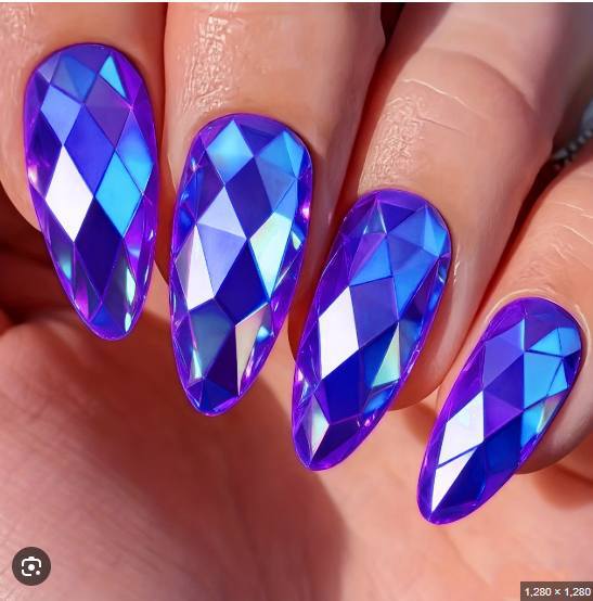 Artistic Press-On Nail Set with Geometric Design Kalsten