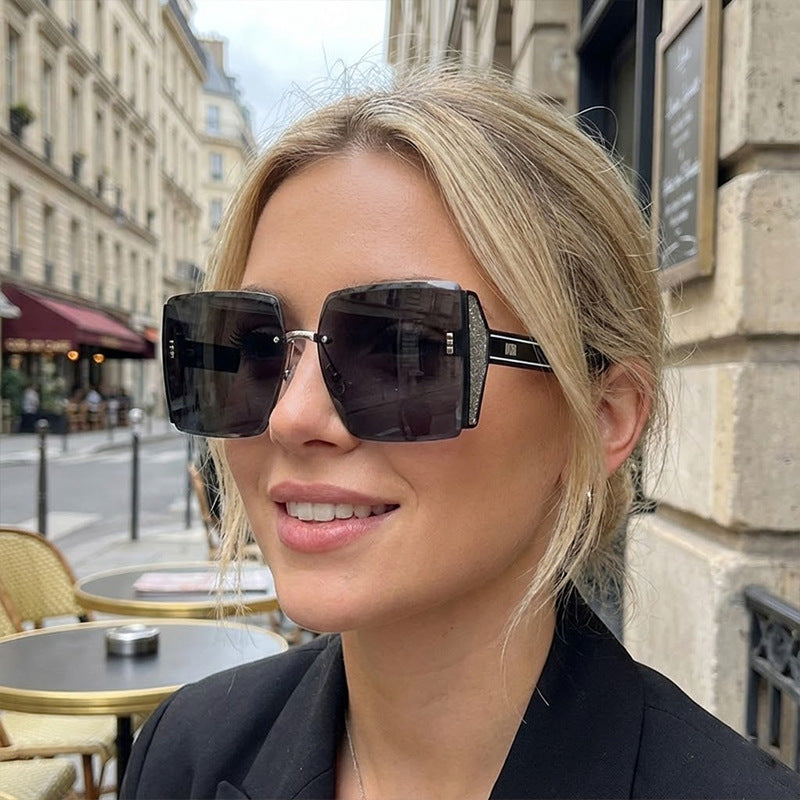 Ladies extravagant square sunglasses frame with glittering accents Kalsten