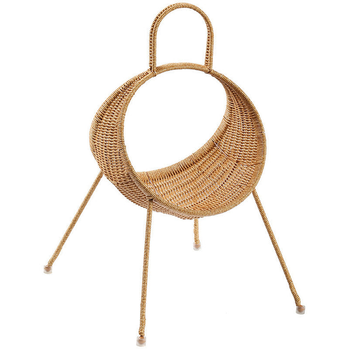 Unisex design basket with curved shape and ergonomic carry handle Kalsten