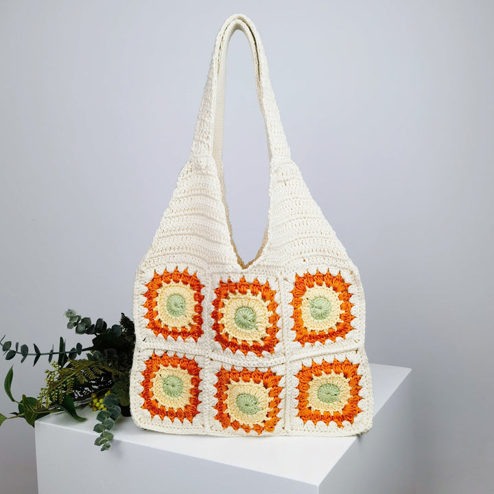 Crochet handbag with retro pattern Kalsten