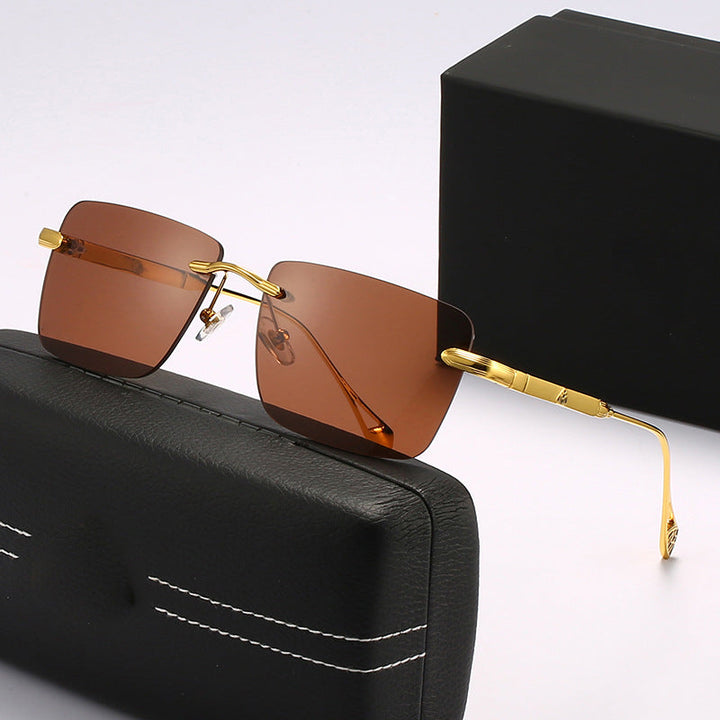 Women's fashionable square sunglasses with luxurious metal accents Kalsten