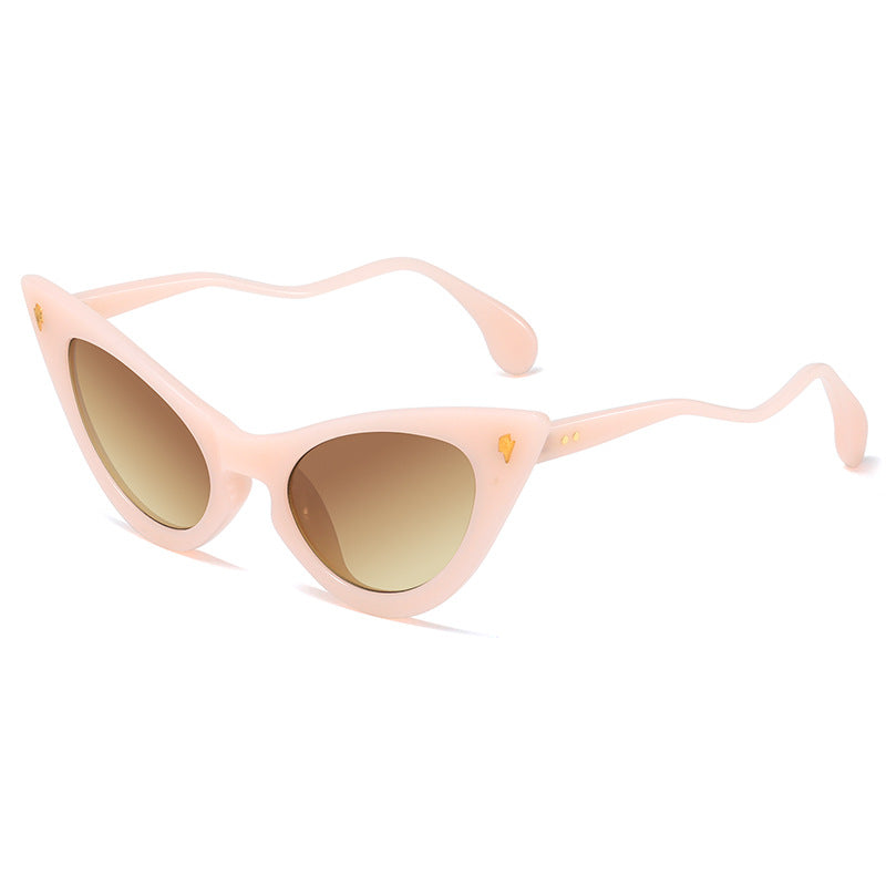 Women's Cat-Eye Sunglasses with Mirrored Lenses and Elegant Detail Kalsten