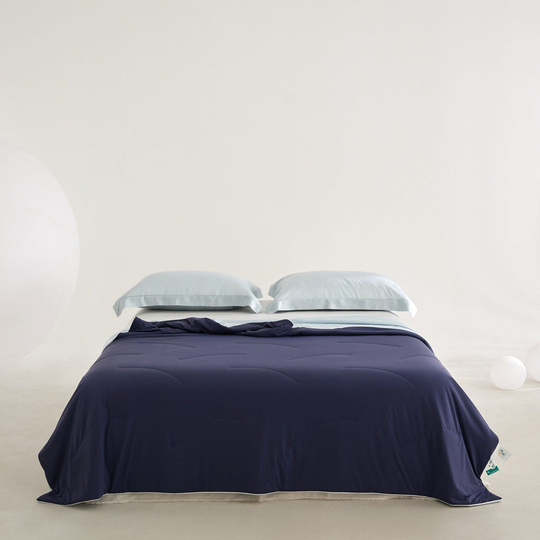 Women's breathable and comfortable blanket with soft texture Kalsten