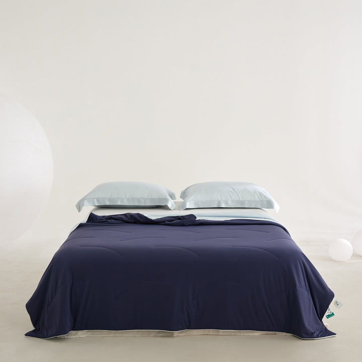 Women's breathable and comfortable blanket with soft texture Kalsten