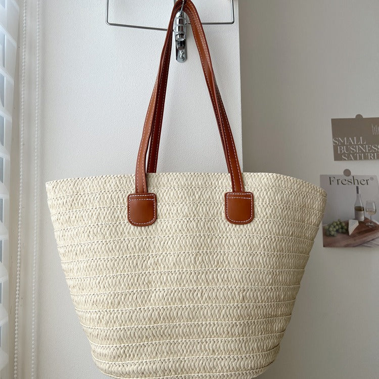 Handcrafted straw bag with elegant leather handles Kalsten