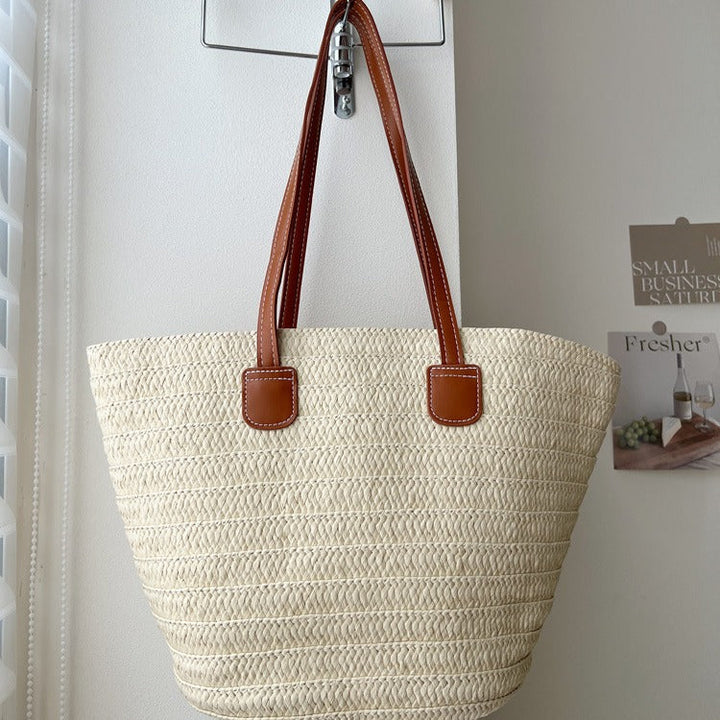 Handcrafted straw bag with elegant leather handles Kalsten