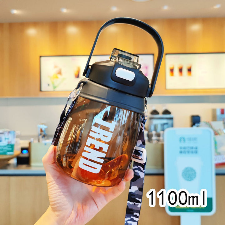 Women's multifunctional water bottle with safety closure and ergonomic carrying handle Kalsten