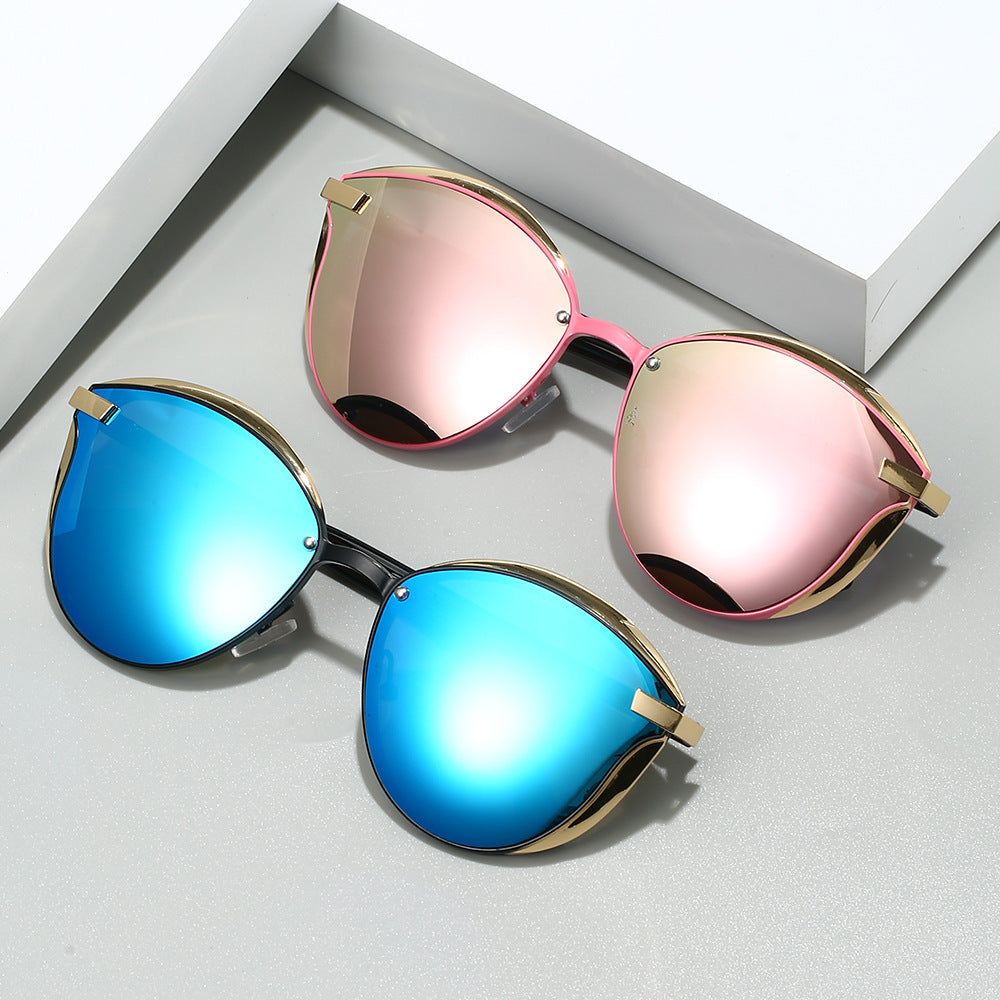 Women's sunglasses with luxurious metal frame and harmonious contour Kalsten