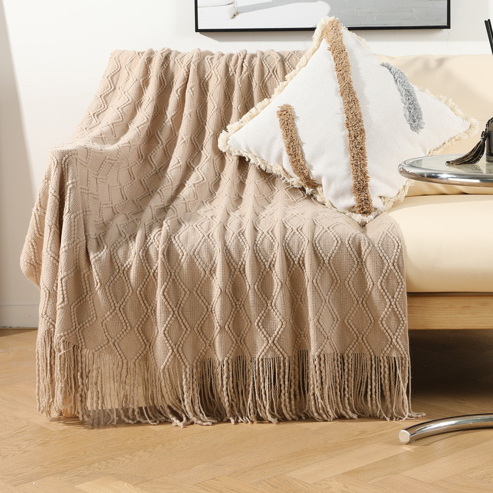Ladies elegant and cozy knitted blanket with fringes Kalsten