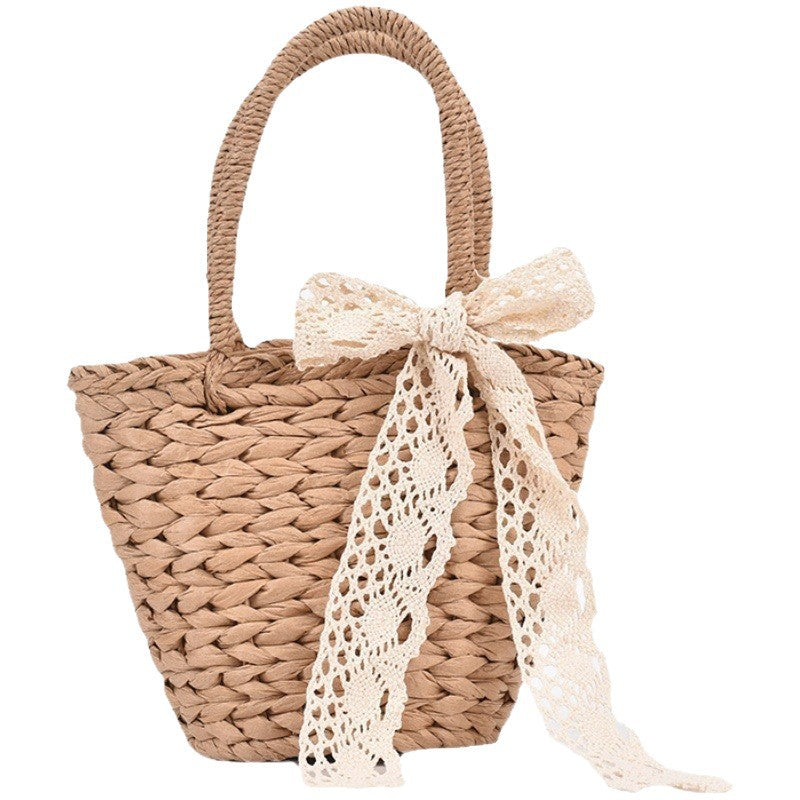 Trendy basket bag with lace application Kalsten