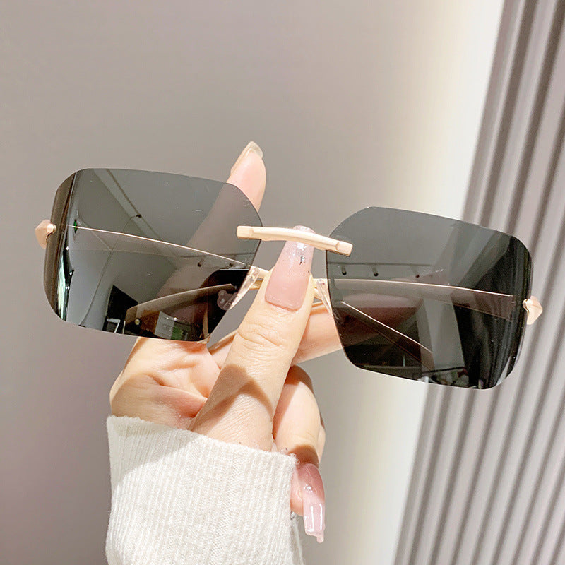 Women's fashion square sunglasses with embellished metal frame Kalsten